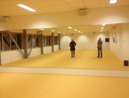 spiegelwand danszaal school Hengelo