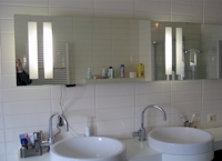 grote LED spiegel voor de badkamer op maat gemaakt